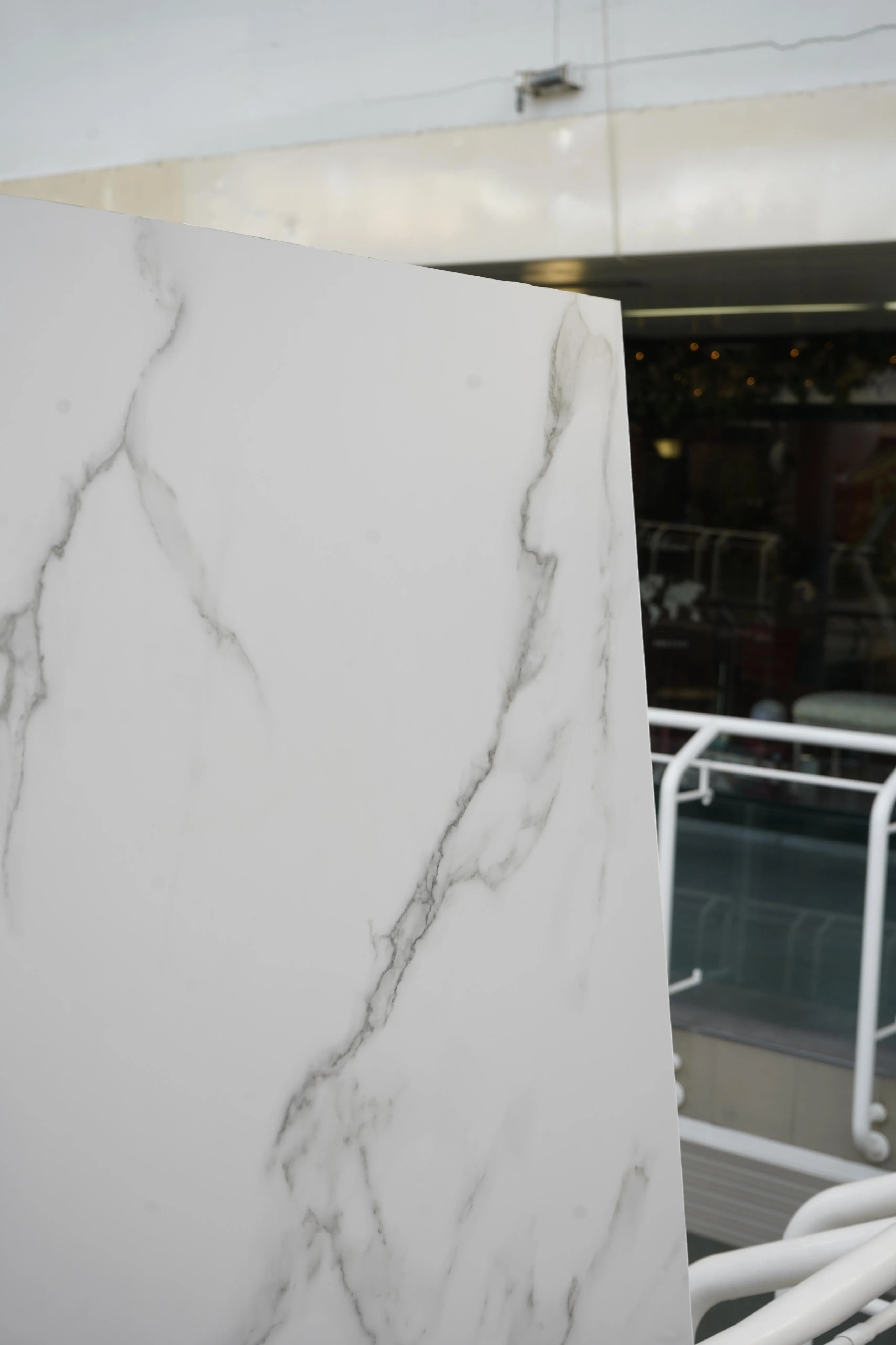 PVC Calacatta Clásico Mate view 2